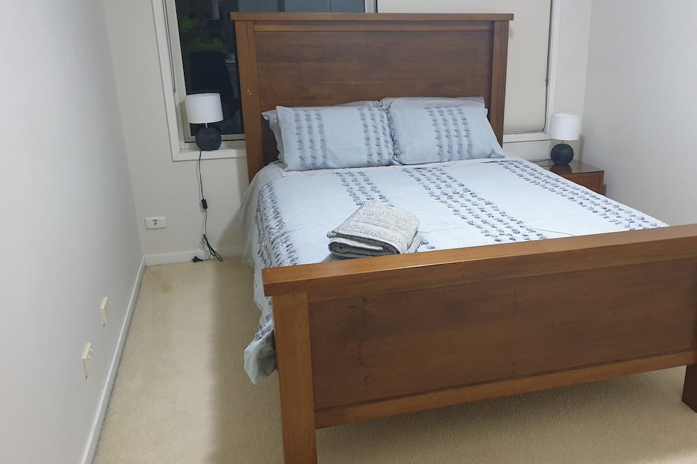 Photo of Bedroom in Biggera Waters