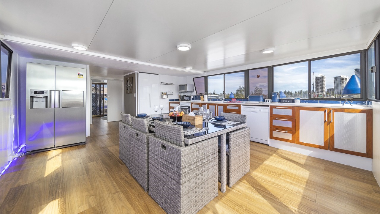 Photo of Kitchen in Main Beach