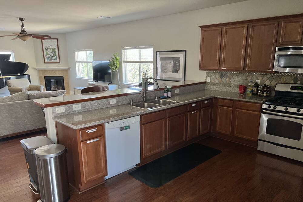 Photo of Kitchen in Northeast Reno