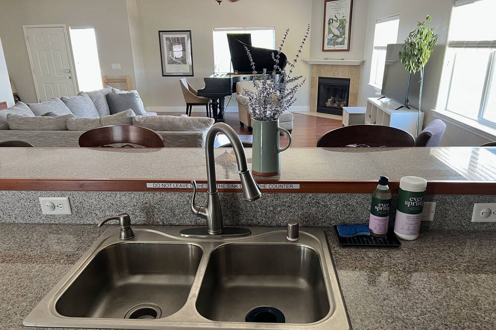 Photo of Kitchen in Northeast Reno