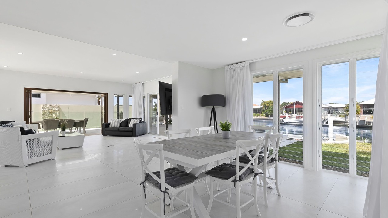 Photo of Others in Banksia Beach