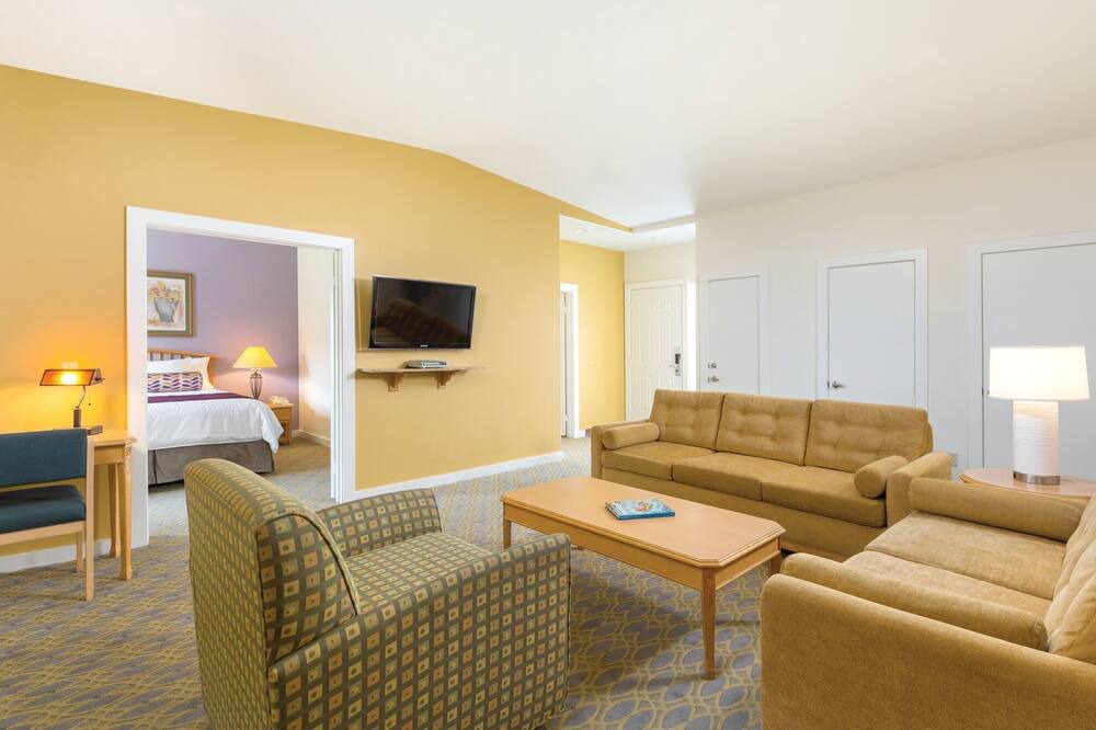 Photo of Livingroom in Cathedral City