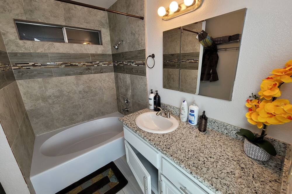 Photo of Bathroom in Sunrise Manor