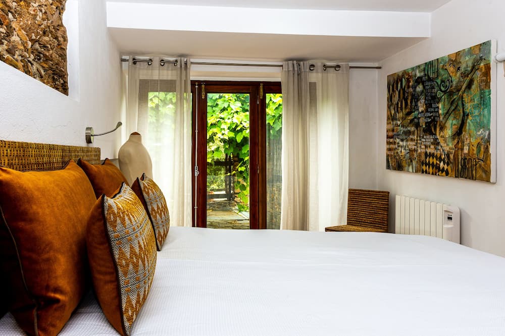 Photo of Bedroom in Portalegre