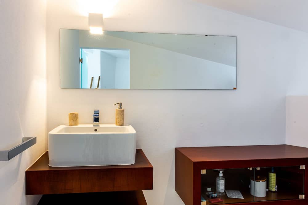 Photo of Bathroom in Portalegre