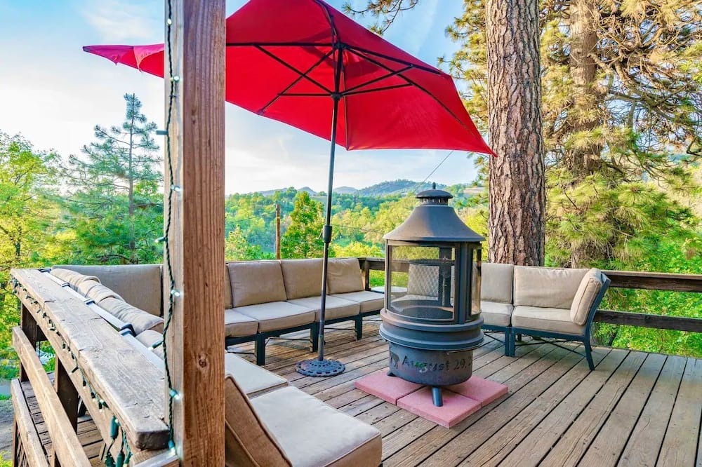Photo of Patio Balcony in California Hot Springs