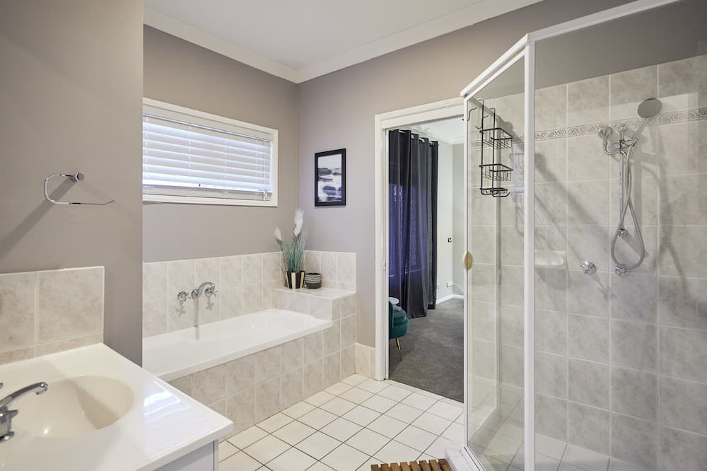 Photo of Bathroom in Gold Coast