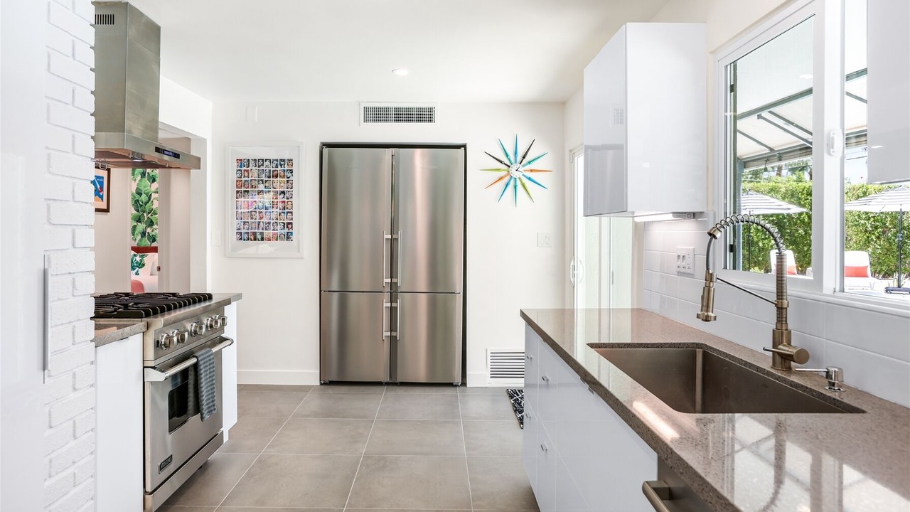 Photo of Kitchen in Tahquitz River Estates