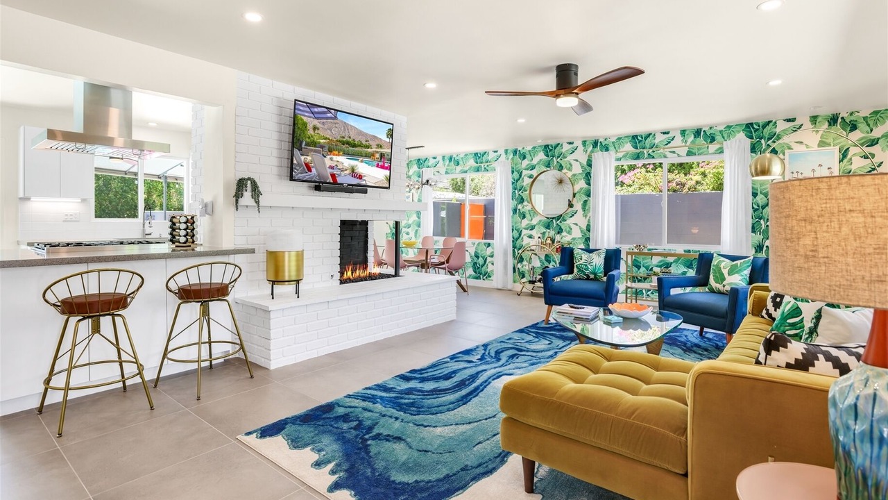 Photo of Livingroom in Tahquitz River Estates
