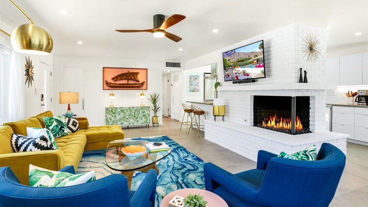 Photo of Livingroom in Tahquitz River Estates