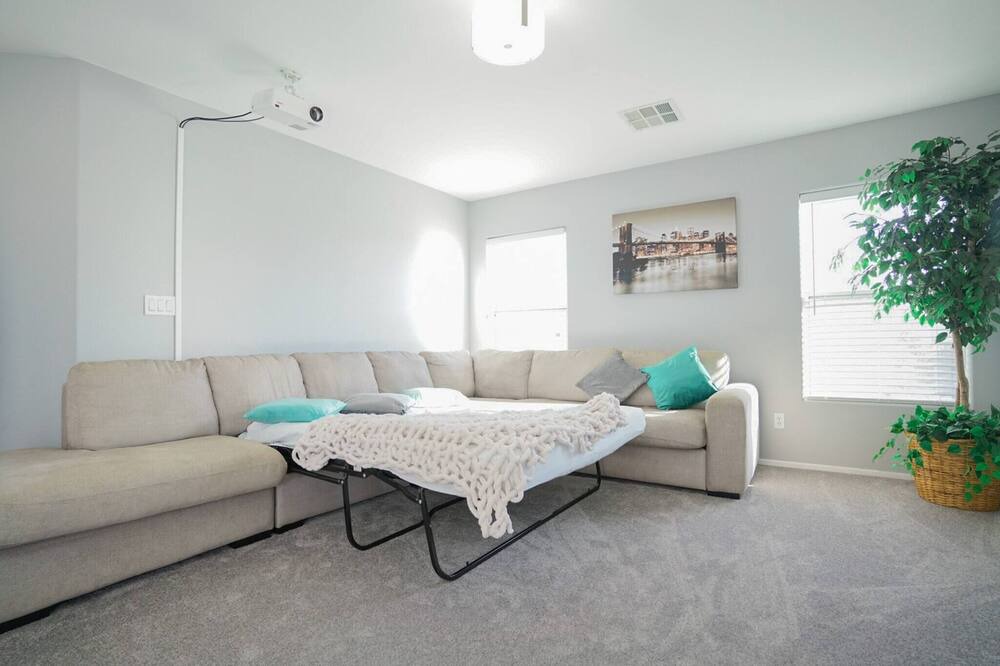 Photo of Livingroom in North Las Vegas