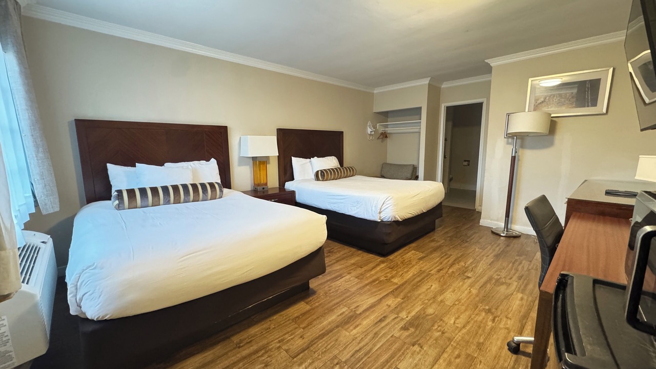 Photo of Bedroom in North State