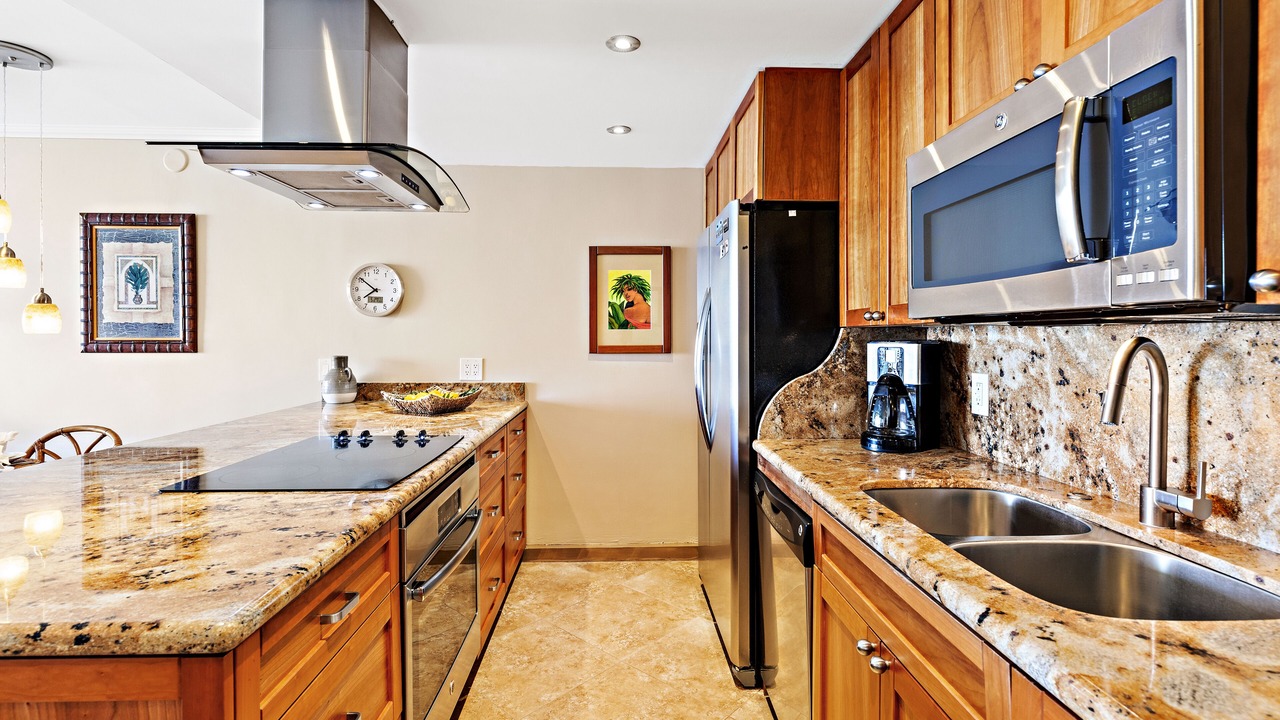 Photo of Kitchen in Kahana
