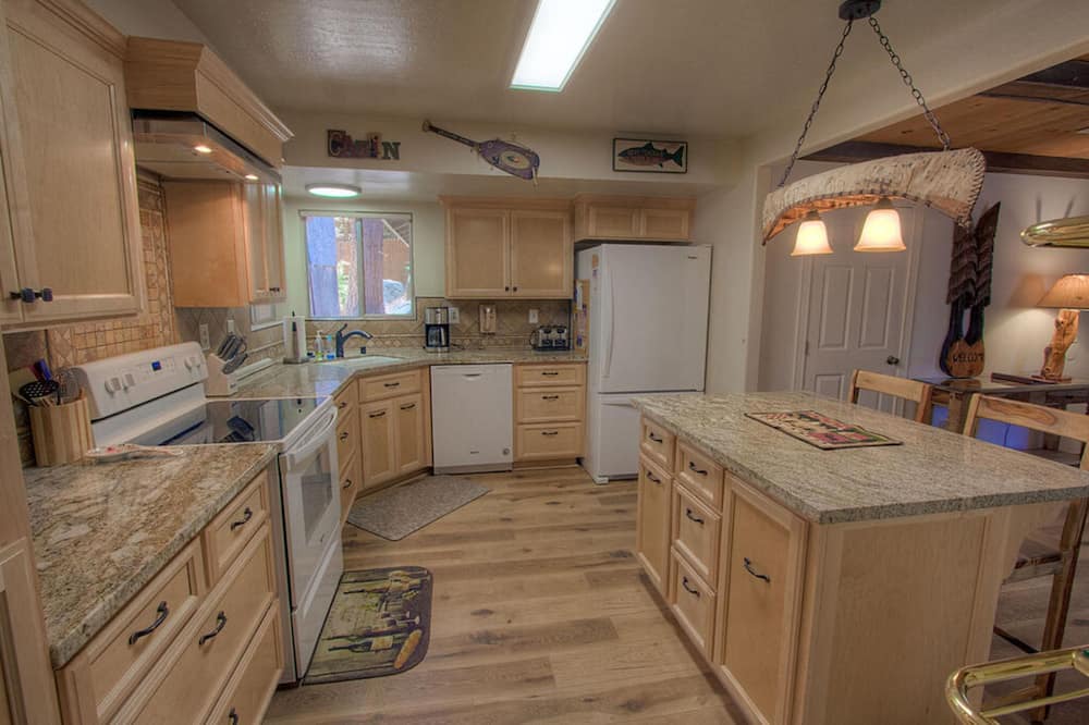 Photo of Kitchen in Lower Kingsbury