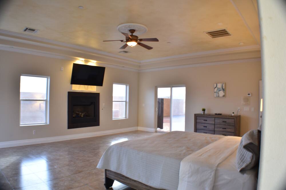 Photo of Bedroom in Sunrise Manor
