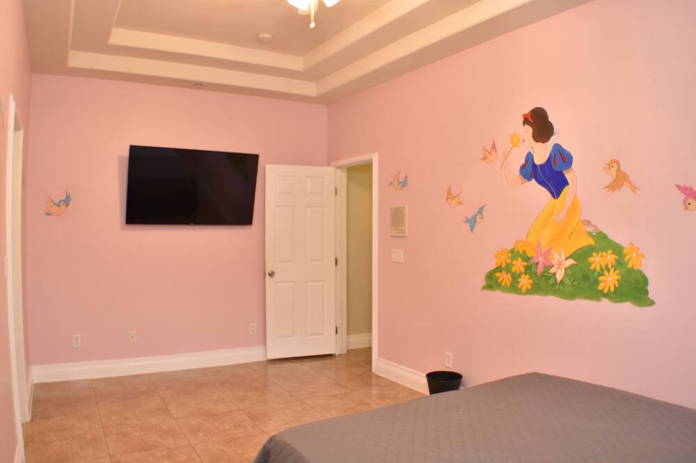 Photo of Bedroom in Sunrise Manor