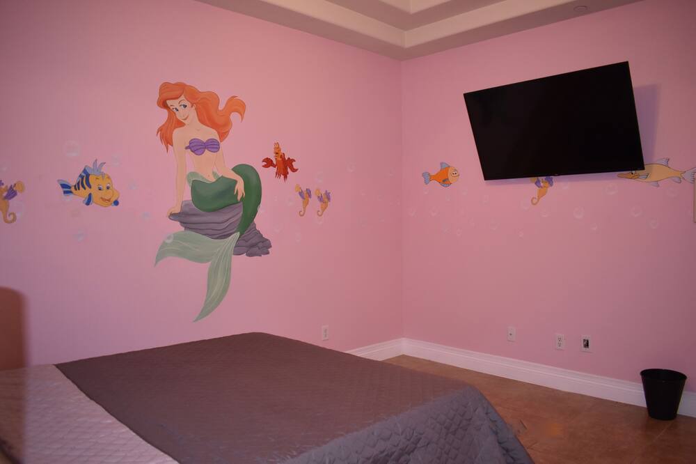 Photo of Bedroom in Sunrise Manor