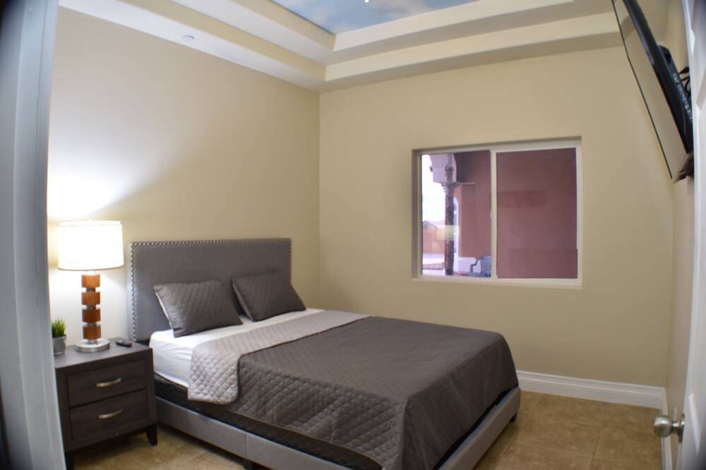 Photo of Bedroom in Sunrise Manor