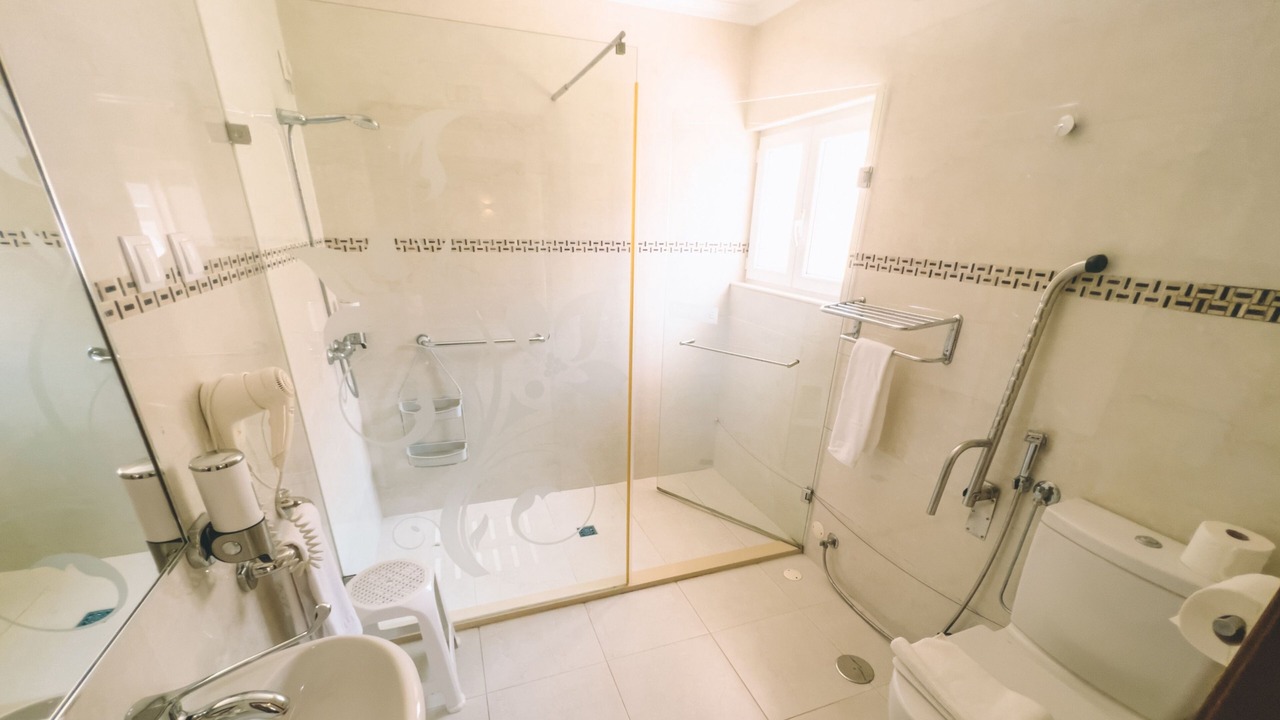 Photo of Bathroom in Atalaia