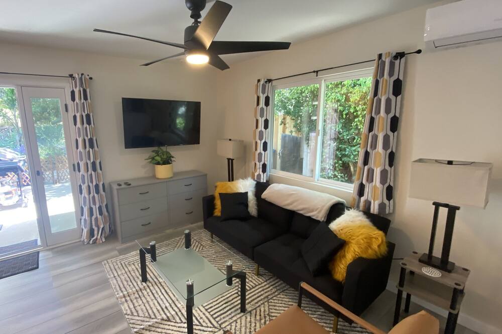 Photo of Livingroom in Santa Barbara