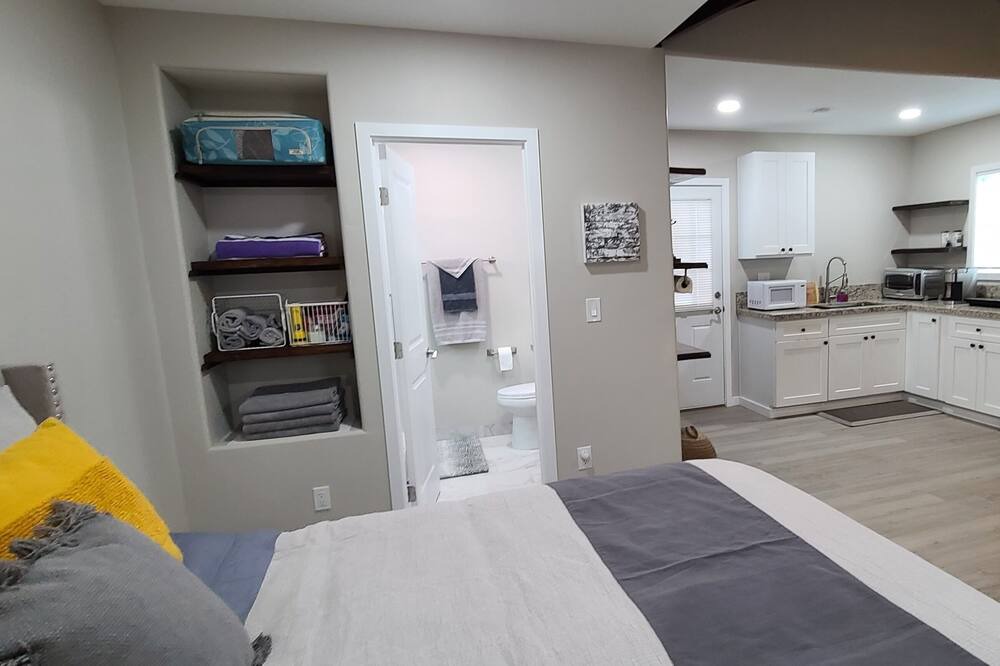 Photo of Bedroom in Callender