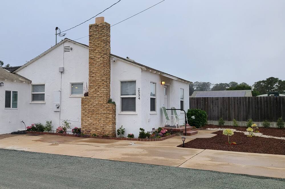 Photo of Outdoor in Callender