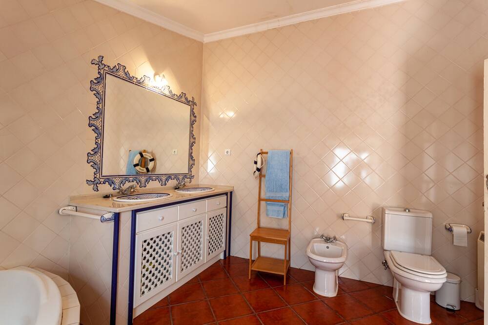 Photo of Bathroom in Albernoa