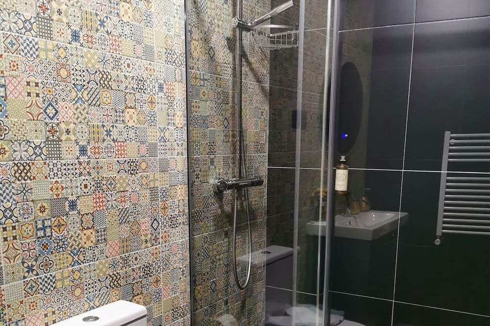 Photo of Bathroom in Linhares