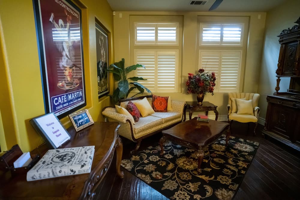 Photo of Livingroom in Visalia