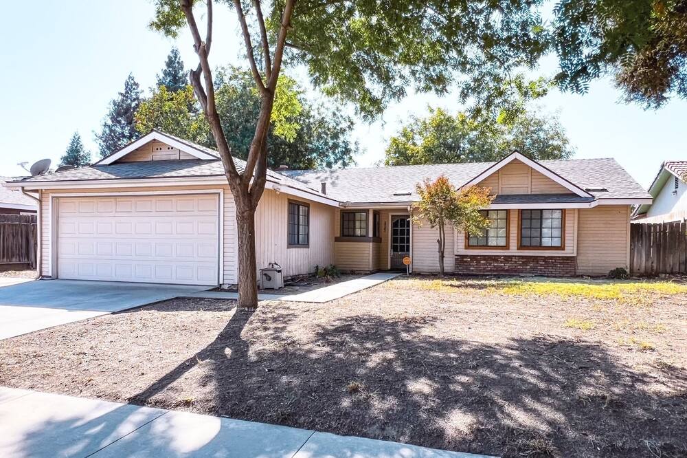 Photo of Outdoor in Tulare