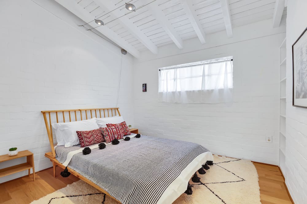 Photo of Bedroom in Sunrise Vista Chino