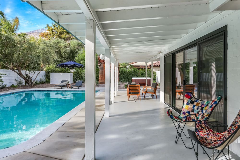 Photo of Outdoor in Sunrise Vista Chino