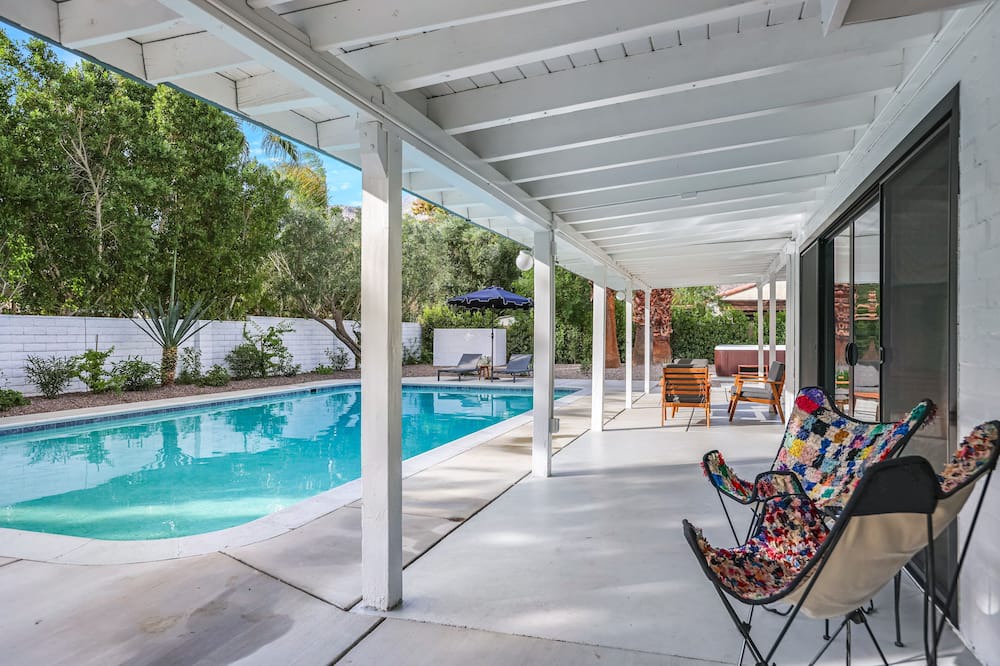Photo of Outdoor in Sunrise Vista Chino