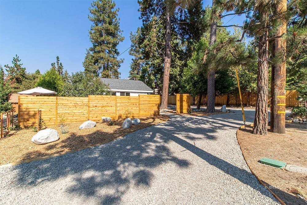 Photo of Others in Idyllwild