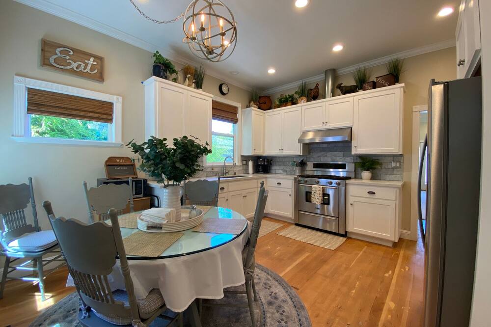 Photo of Kitchen in Cloverdale