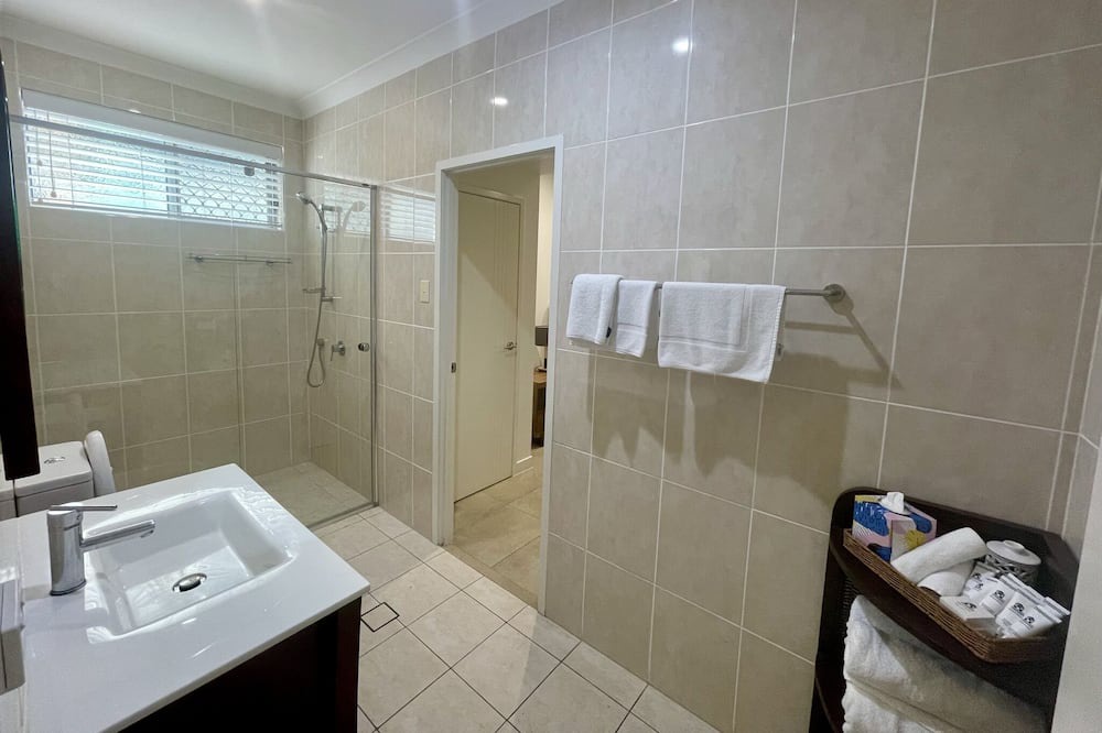 Photo of Bathroom in Mermaid Beach