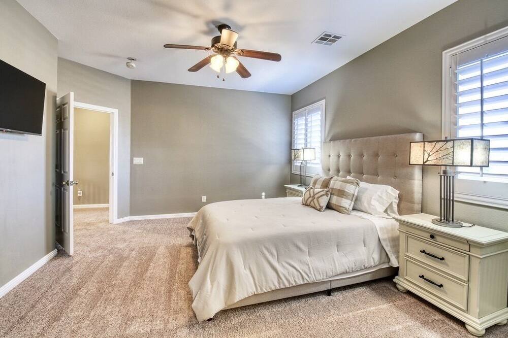 Photo of Bedroom in Summerlin