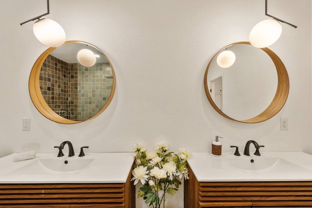 Photo of Bathroom in Sunrise Vista Chino