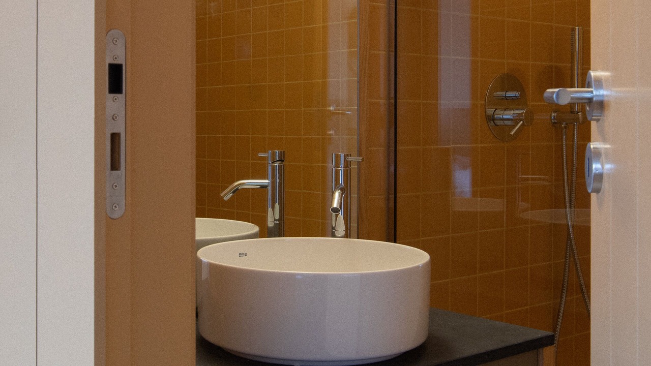Photo of Bathroom in Centro / Baixa