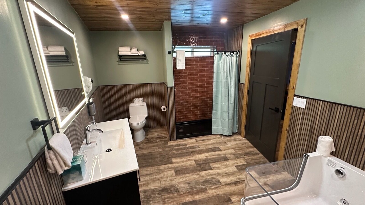 Photo of Bathroom in Idyllwild