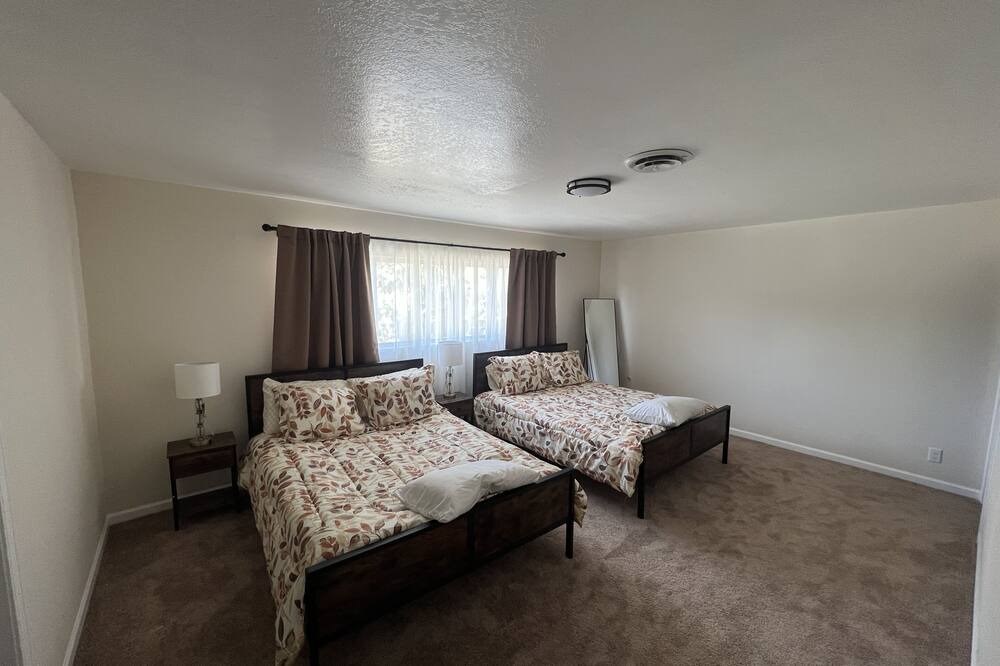 Photo of Bedroom in Frazier Park