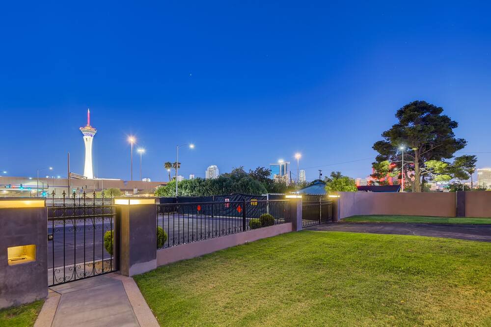 Photo of Outdoor in Rancho Oakey