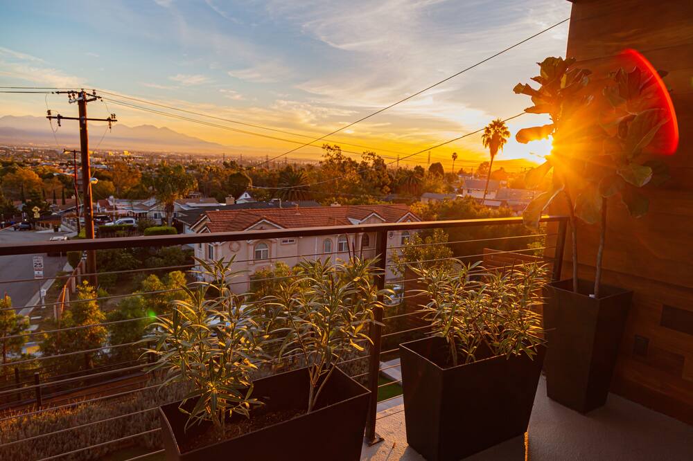 Photo of Patio Balcony in South San Gabriel
