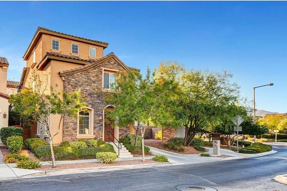 Photo of Others in Summerlin South