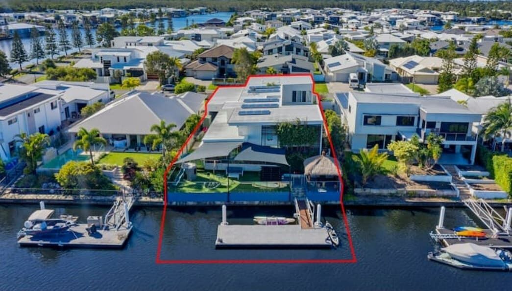 Photo of Others in Pelican Waters