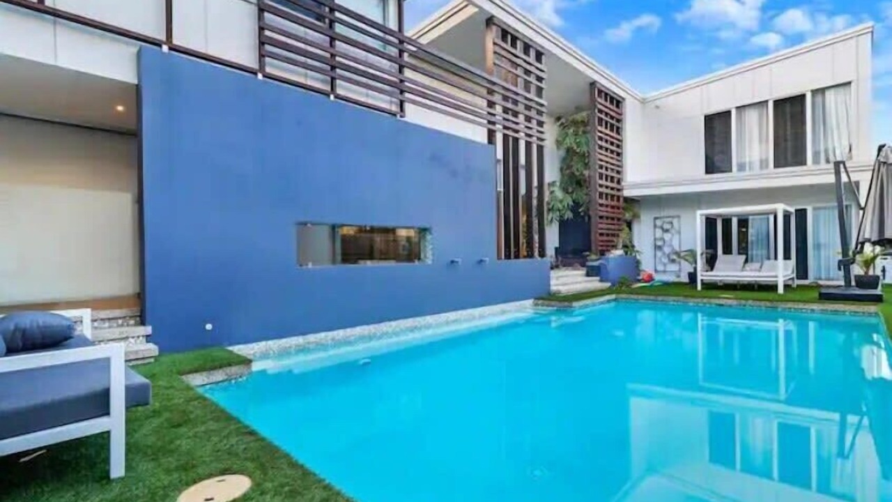 Photo of Outdoor in Pelican Waters