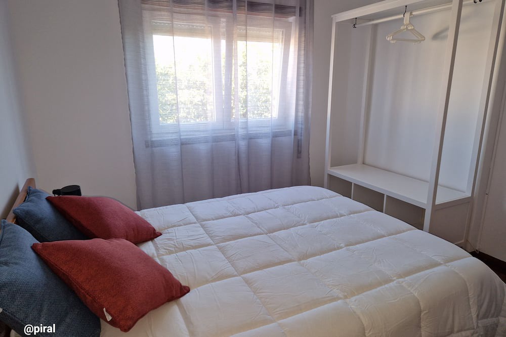 Photo of Bedroom in Castelo Branco