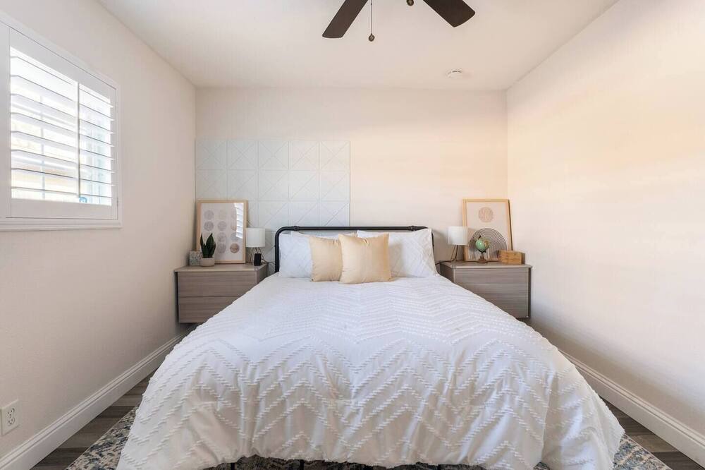 Photo of Bedroom in Rancho Oakey