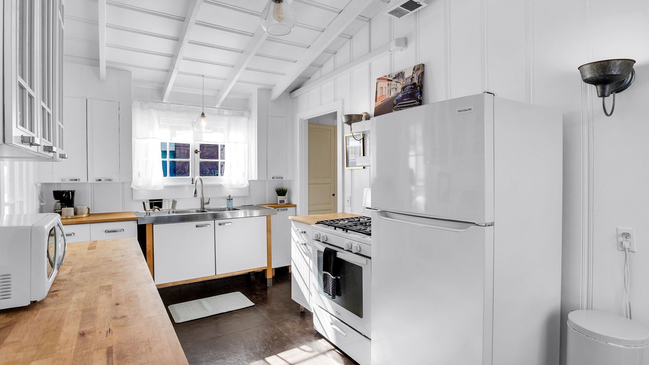 Photo of Kitchen in Downtown Palm Springs