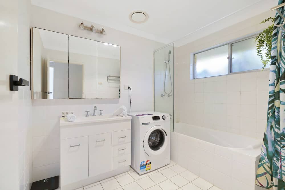Photo of Bathroom in Mermaid Beach